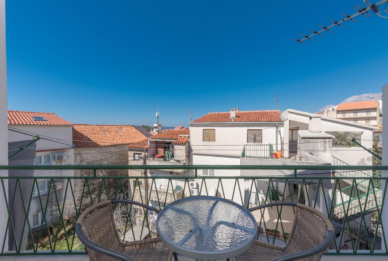 Apartments Dalmato Макарска Екстериор снимка