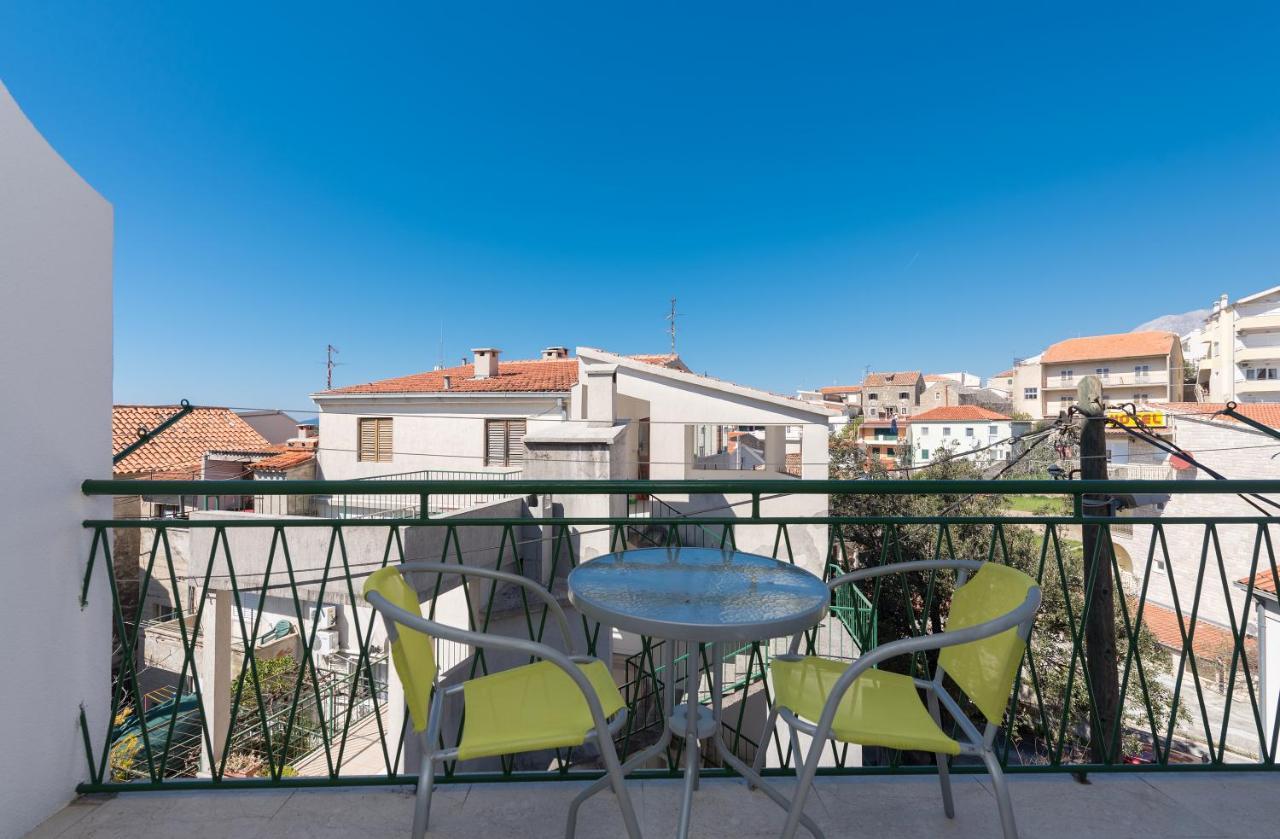 Apartments Dalmato Макарска Екстериор снимка